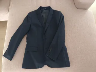 Traje niño comprado para comunión.