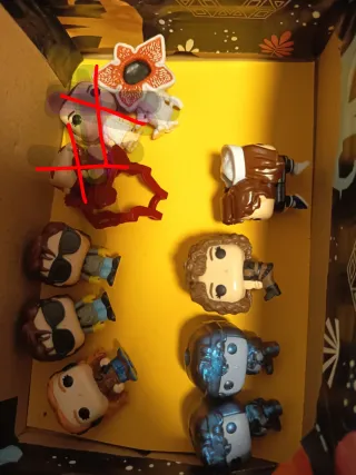 Muñecos Stranger Things Kinder