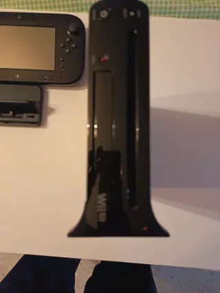 Consola Wii U 32GB Negra + Accesorios