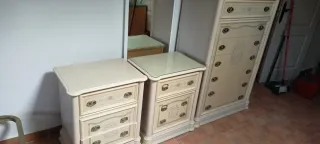 Cómoda, mesitas de noche estilo matrimonio 135