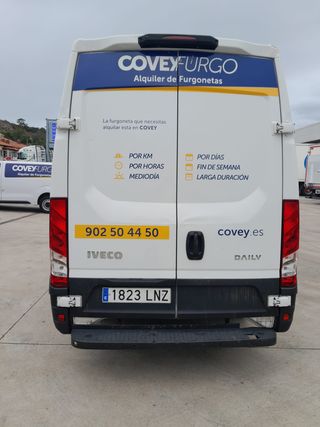 IVECO DAILY 2021 1823LNZ