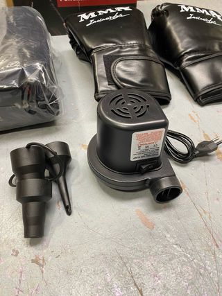 Saco Boxeo MMA Inflável + Luvas + Bomba