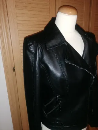 Cazadora Biker Negra