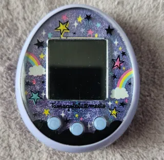 Tamagotchi Meets Magic Morado