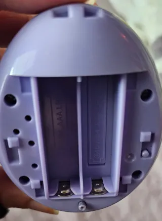 Tamagotchi Meets Magic Morado