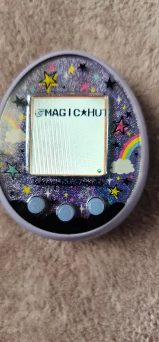 Tamagotchi Meets Magic Morado