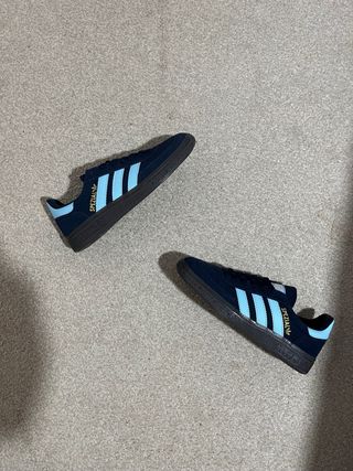Adidas Spezial Azul Marino y Dorado