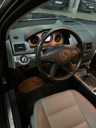 Mercedes-Benz C220CDI 2009