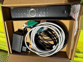 Decodificador Orange Infinity HomeBox Bang&Olufsen