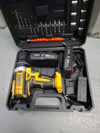 Taladro Atornillador 36V con Batería y Maletín