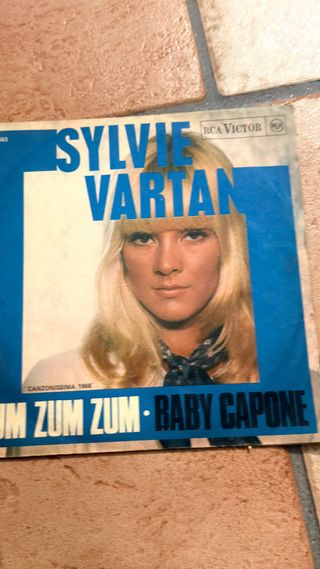 Sylvie Vartan - Zum Zum Zum / Baby Capone
