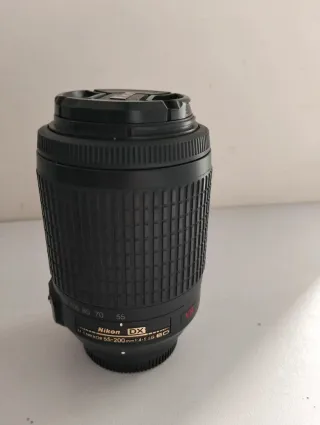 Equipo Nikon D3300 + 3 objetivos