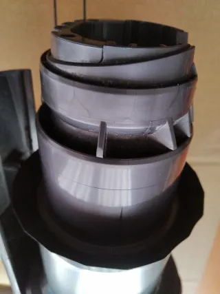 Corpo motore Dyson V12 poco usato