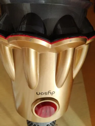 Corpo motore Dyson V12 poco usato