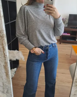 Jersey gris cuello alto mujer