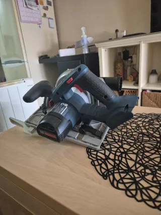 Sierra Circular Bosch GKS 18V-57 G