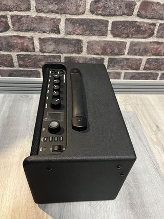 Amplificador Fender LT40S