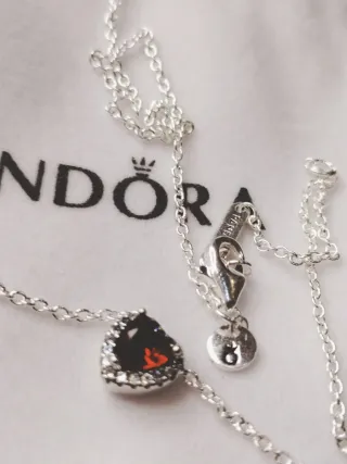 Collar Pandora Corazón Rojo Plata