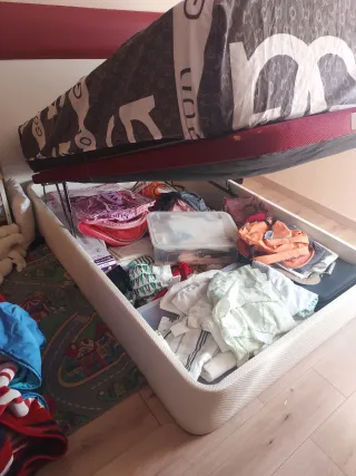 Canapé familiar con cabecero sin colchon