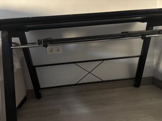 Escritorio cristal negro con bandeja