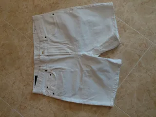 Pantalones Cortos ZARA Talla 46