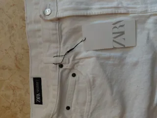 Pantalones Cortos ZARA Talla 46