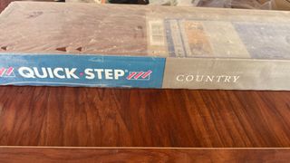 Tarima Quick Step- modelo COUNTRY