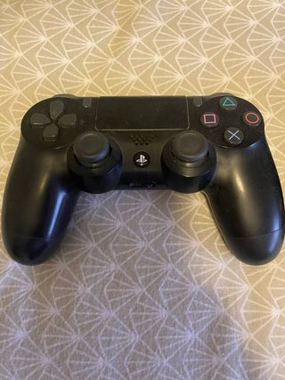 PS4 (PlayStation 4) Negra + CTR