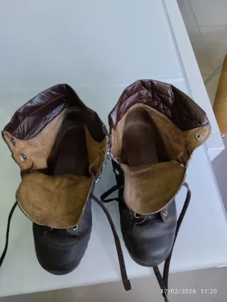 Botas montaña mujer senderismo alpinismo