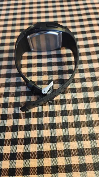 Reloj Deportivo CFGEM Negro. NO PILA