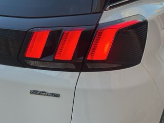 PEUGEOT 3008 1.5L BlueHDi SS GT Line