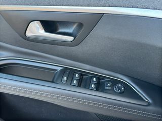 PEUGEOT 3008 1.5L BlueHDi SS GT Line