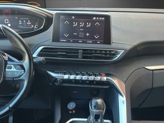 PEUGEOT 3008 1.5L BlueHDi SS GT Line