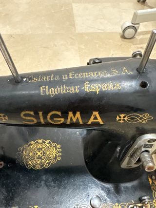 Máquina de coser antigua Sigma A 107-6 – Elgoibar