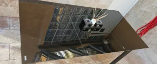 Mesa de cristal negra