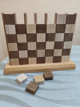 Juego de mesa 4 en Raya de madera