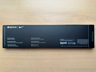 Apple Watch X Nike 40mm. Desert Sand/Black Band