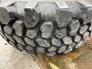 Rueda Continental 365/80 R20 tubeles