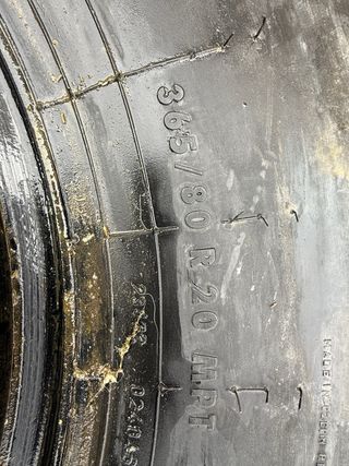 Rueda Continental 365/80 R20 tubeles