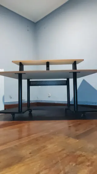 Escritorio madera y metal