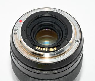 Objetivo Carl Zeiss Distagon 28mm f/2.0 ZE T*