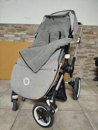 Carro Bebé Bugaboo Fox + saco + 2 capotas + capazo