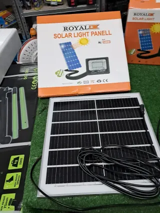 Lampada Solare LED 100W Royal con Pannello