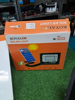Lampada Solare LED 100W Royal con Pannello