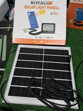 Lampada Solare LED 100W Royal con Pannello