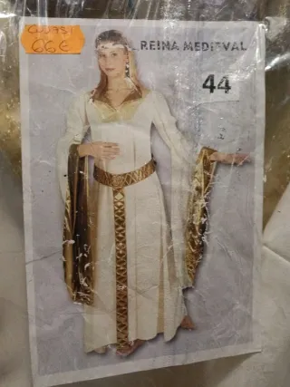 Disfraz Reina Medieval Talla 44 lujo