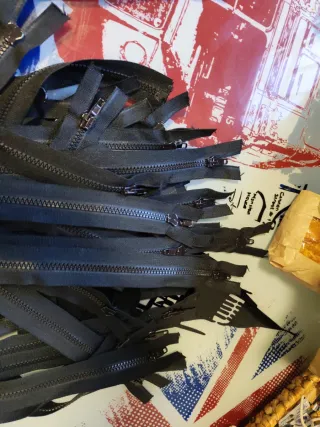 Lote de cremalleras negras