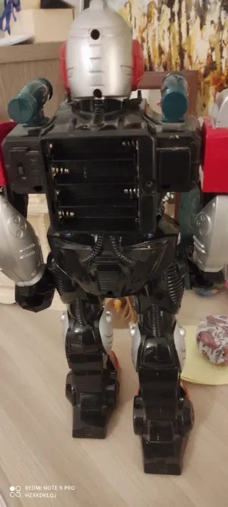 Robot giocattolo vintage