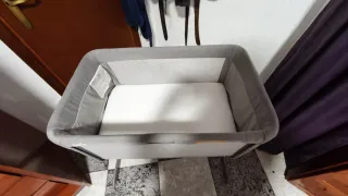 Cuna colecho Joie Roomie gris