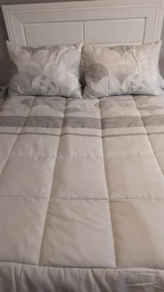 Edredón Cama 135 Gris y Blanco